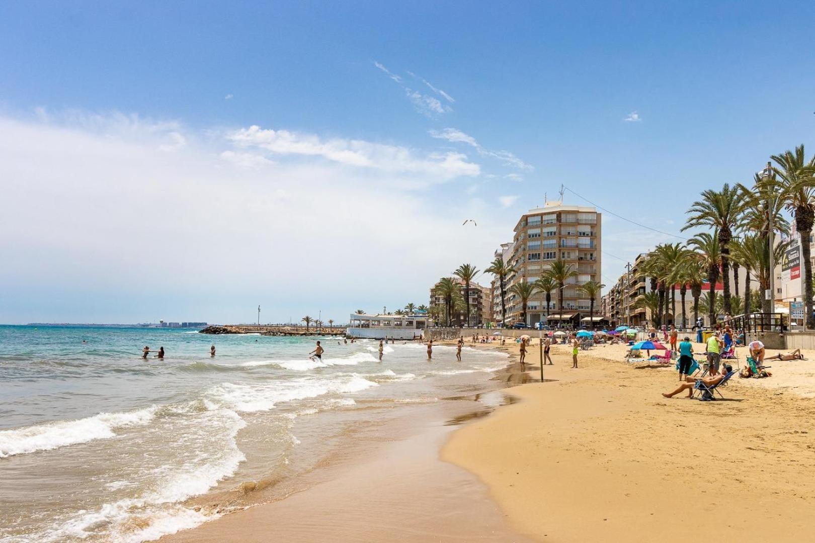 Beach House Torrevieja Exterior photo